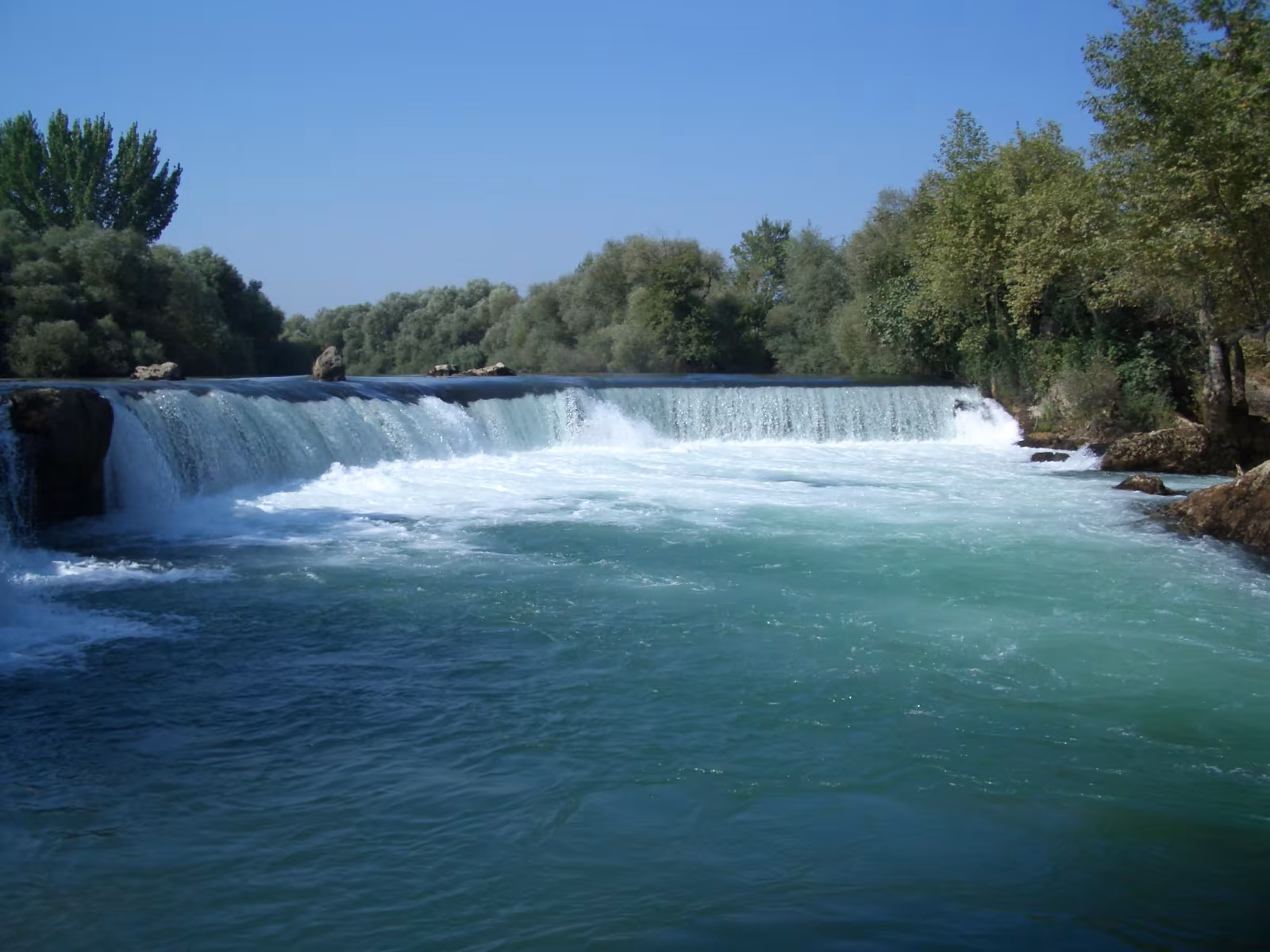 تاریخچه و ویژگیهای آبشار ماناوگات